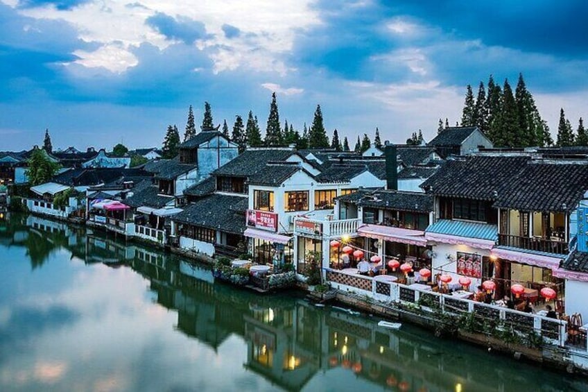 Half-Day Private Zhujiajiao WaterTown Tour with Boat Ride from SH