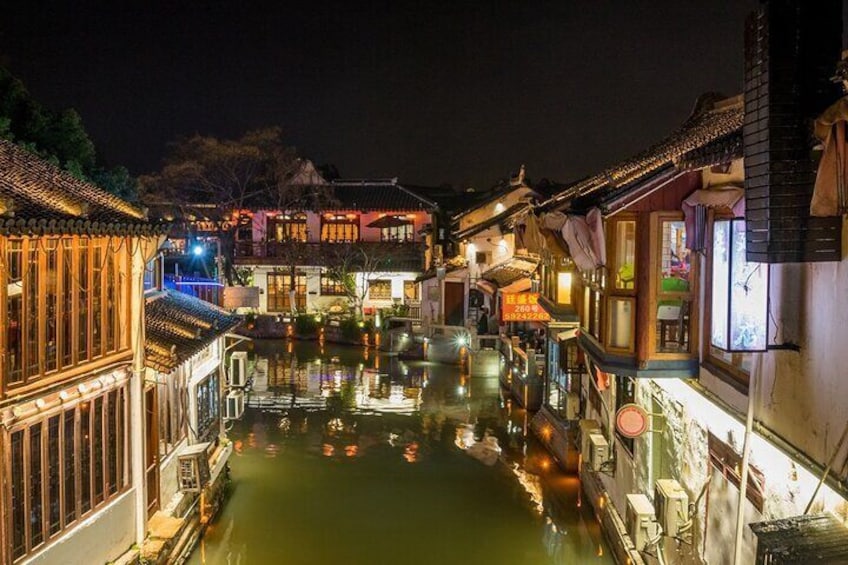 Half-Day Private Zhujiajiao WaterTown Tour with Boat Ride from SH