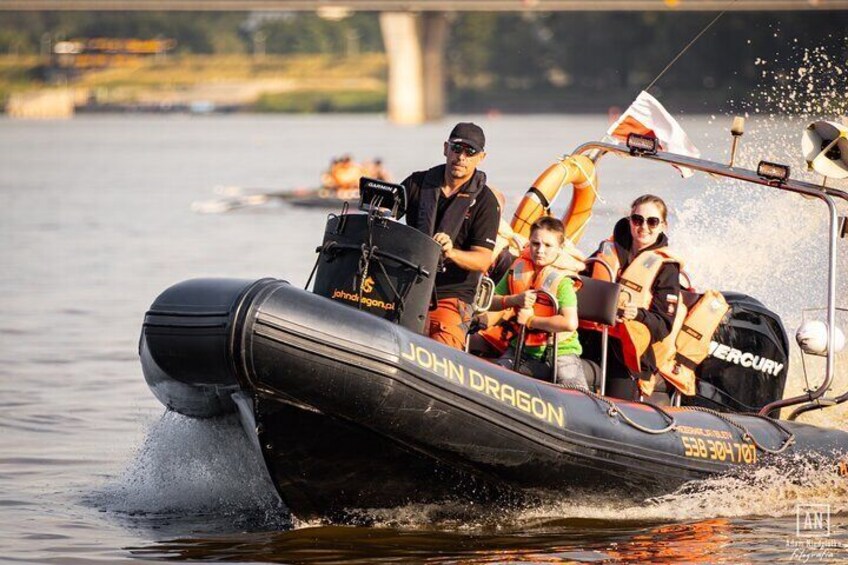 Thrilling Speedboat Ride on River in Warsaw