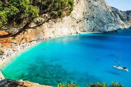 4 Day Peloponnese Private Tour: Kalavrita Naupaktos and Lefkada