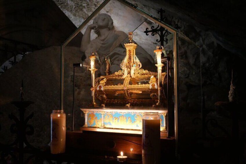 Private Tour Marie Madeleine Cave and St Maximin Basilica