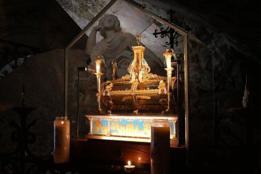 Private Tour Marie Madeleine Cave and St Maximin Basilica
