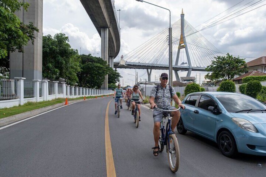 Under the huge Bhumipol Bridge