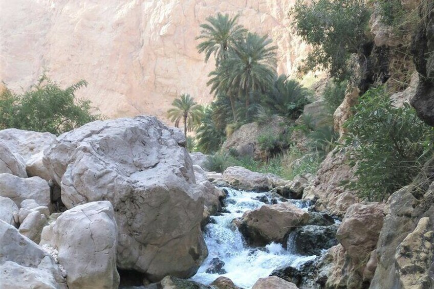 Private tour to Wadi Shab and Bimmah Sinkhole