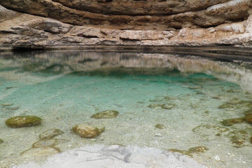 Private tour to Wadi Shab and Bimmah Sinkhole