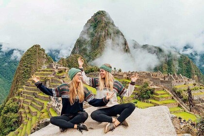 Full Day Machu Picchu Adventure by Train