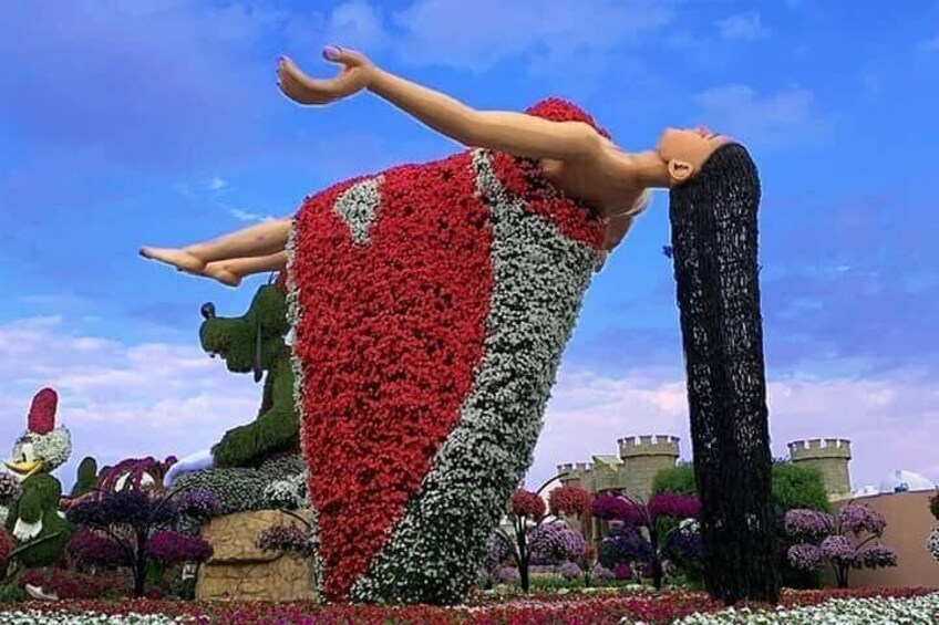 5 nights Dubai package with 5 star hotel accommodation