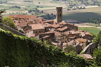 Kid Friendly Cortona Private Guided Tour for Families