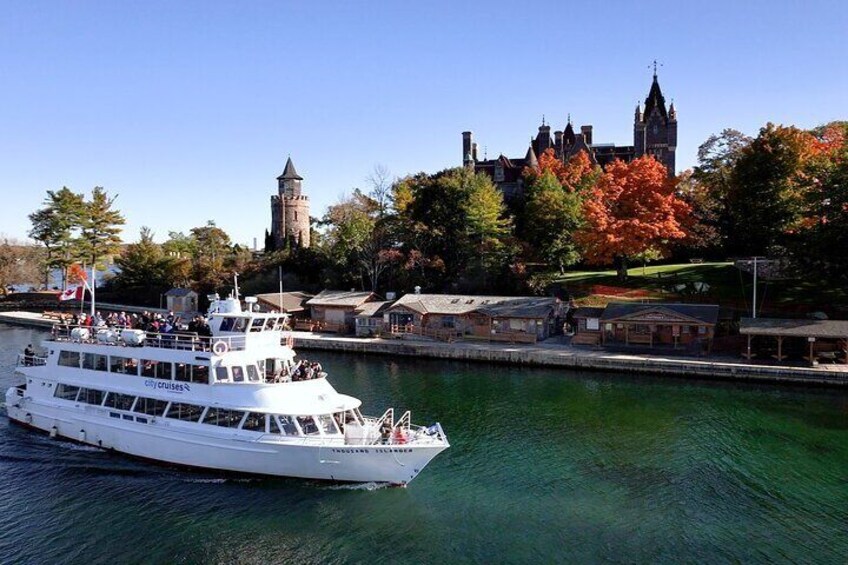 2-Hour Two Castle 1000 Islands Cruise from Ivy Lea