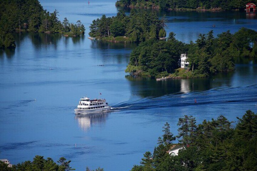 2-Hour Two Castle 1000 Islands Cruise from Ivy Lea
