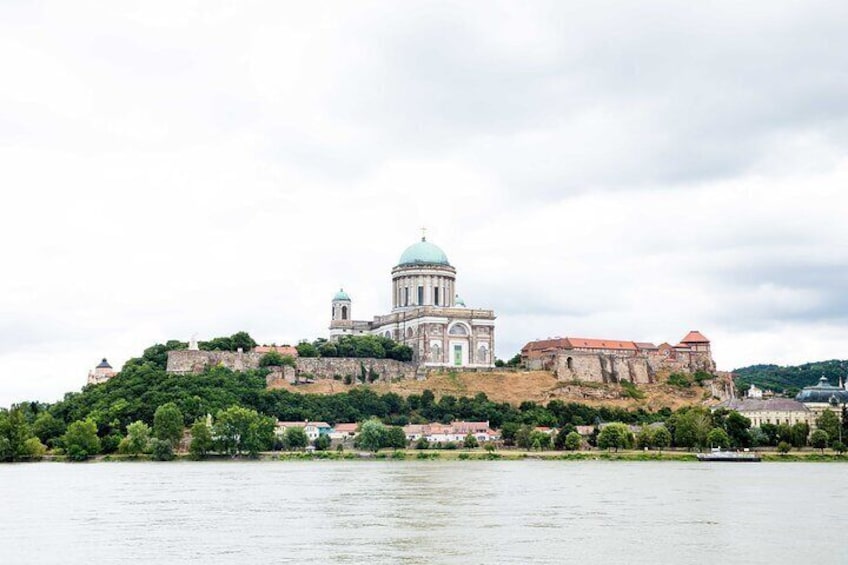 Danube Bend Tour with Medieval Knight Tournament And Lunch