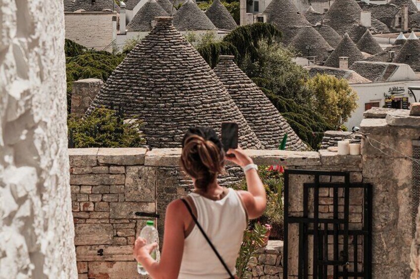 Guided Tour of Alberobello with Transport from Polignano a Mare