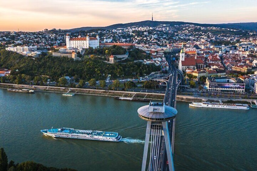 Budapest-Bratislava-Vienna-Prague - Multi Day Tour