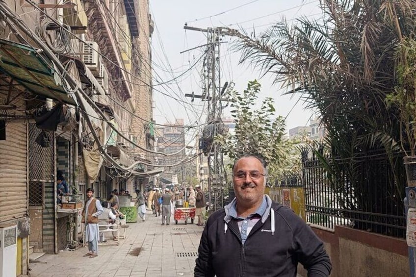Guest from Kuwait At Qissa khwani old bazar