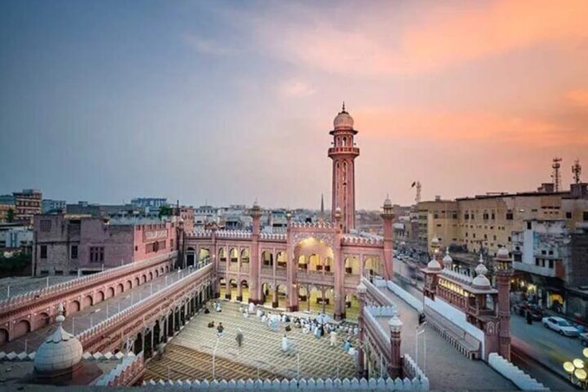 Discover Peshawar Full Day Guided Tour from Islamabad