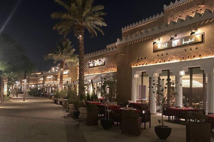 VIP Riyadh Tour with Saudi Cuisine Meal and Hotel Pickup