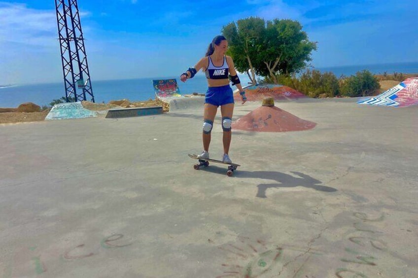 Surf Skate Class in Taghazout SkatePark