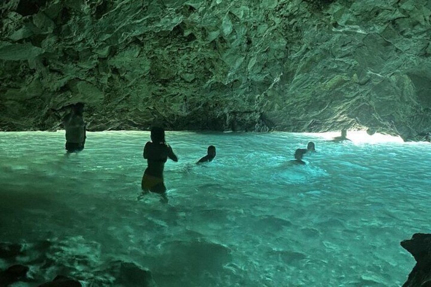 Blue Gem Cave Speedboat Tour