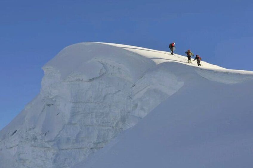 Extreme Ski and Climb Expedition at Nevado Pisco and Huascaran