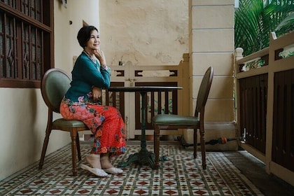George Town World Heritage Site Baba Nyonya Costume Rental