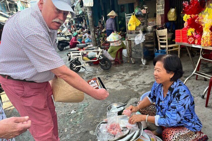Ho Chi Minh Shared Cooking Adventure Tour