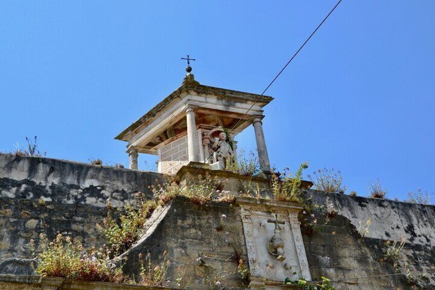 Coimbra: Cathedrals, Kings, and Calla Lilies