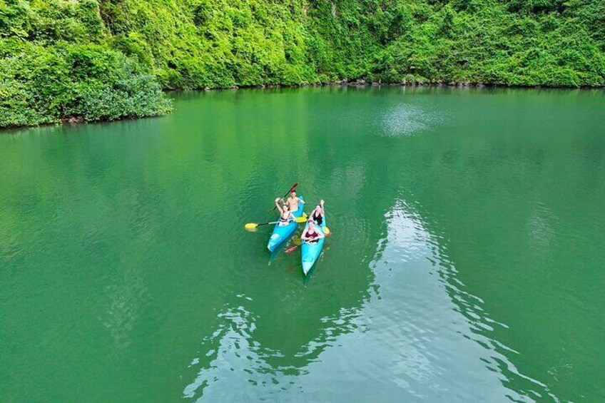 Private Canoe Tour: Explore Halong & Lan Ha Bay at Your Own Way