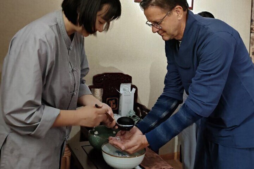  Mindful Serenity A Day of Zen Practice in Mount Emei