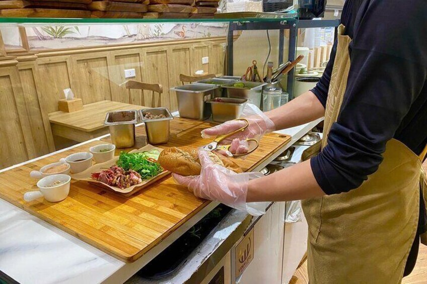 Cooking & Coffee Class: Make Vietnamese Banh Mi Sandwich & Coffee