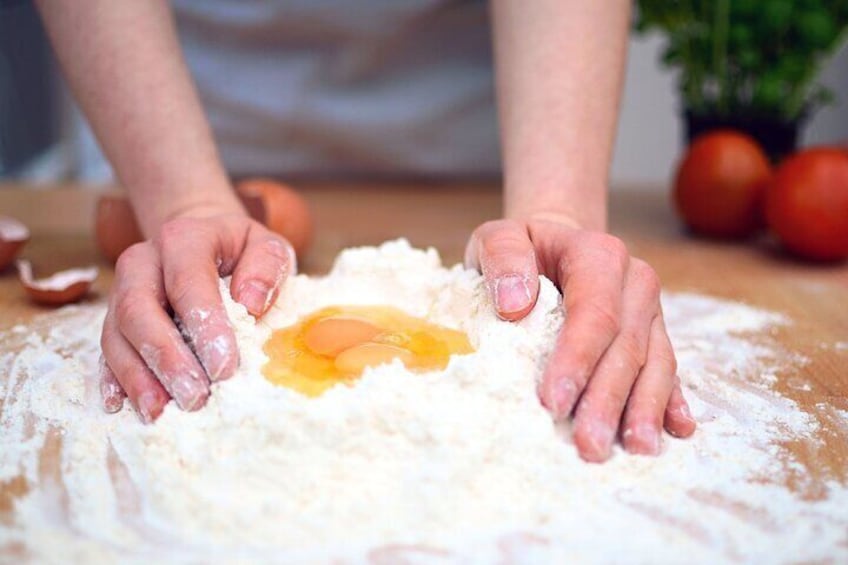 Pasta Making Class With Local Chef in Toronto