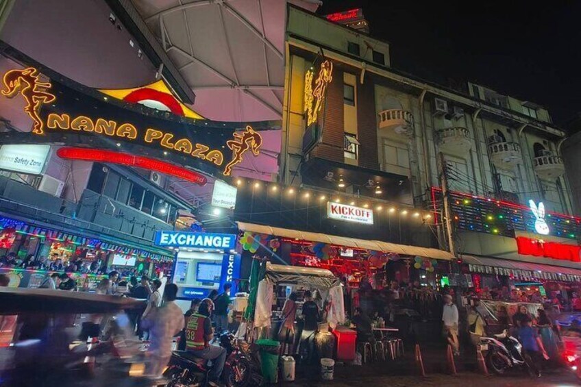 Bangkok Gentlemen Clubs Private Tour