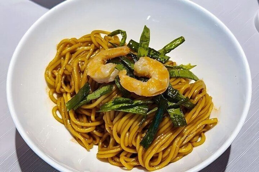 Authentic Local Food and Culture Tour in Central Shanghai