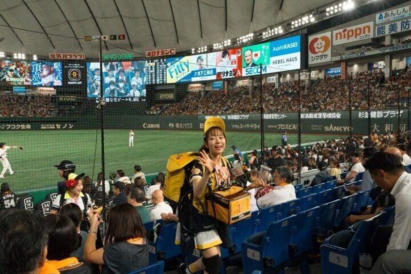 Baseball or Soccer Match Tour with Local Guide in Tokyo