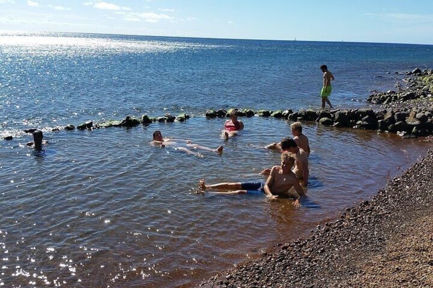 Bubbles Beach, Soufriere, Dominica