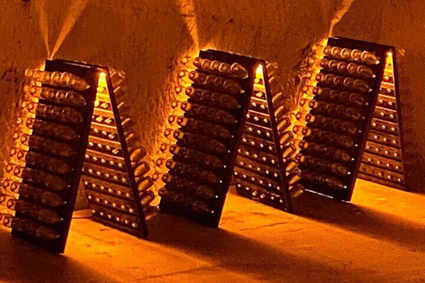 Guided VIP Champagne Dom Perignon and Ruinart with Michelin Lunch