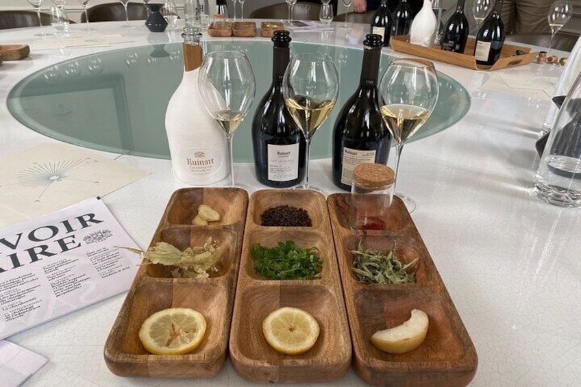 Guided VIP Champagne Dom Perignon and Ruinart with Michelin Lunch