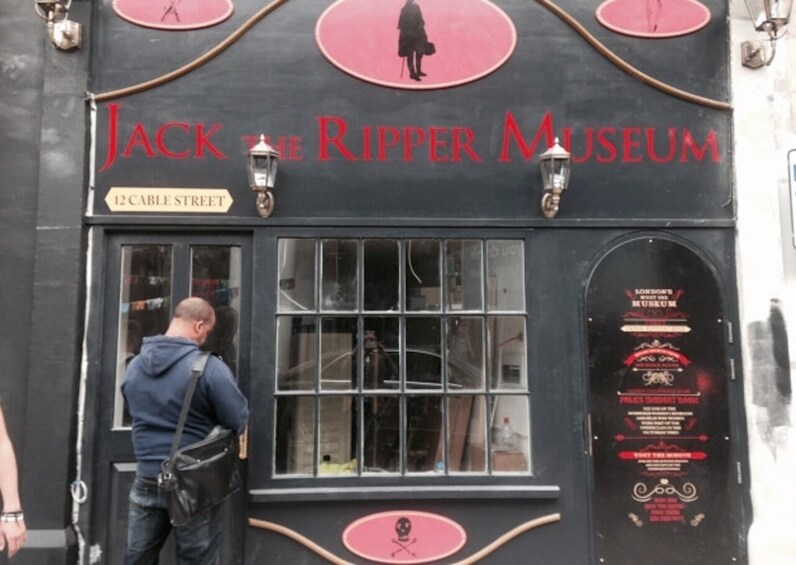 Visit the Jack the Ripper Museum & See over 30 top London Sights tour