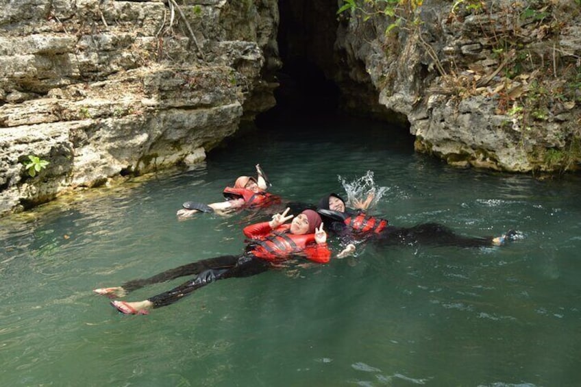 Jomblang and Pindul Cave with River Tubing Experience Day Tour