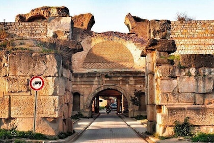 In 1700th year of Council Tour of Christianity's Roots in Iznik