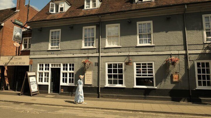 Alton to Chawton Walking Tour in the Footsteps of Jane Austen