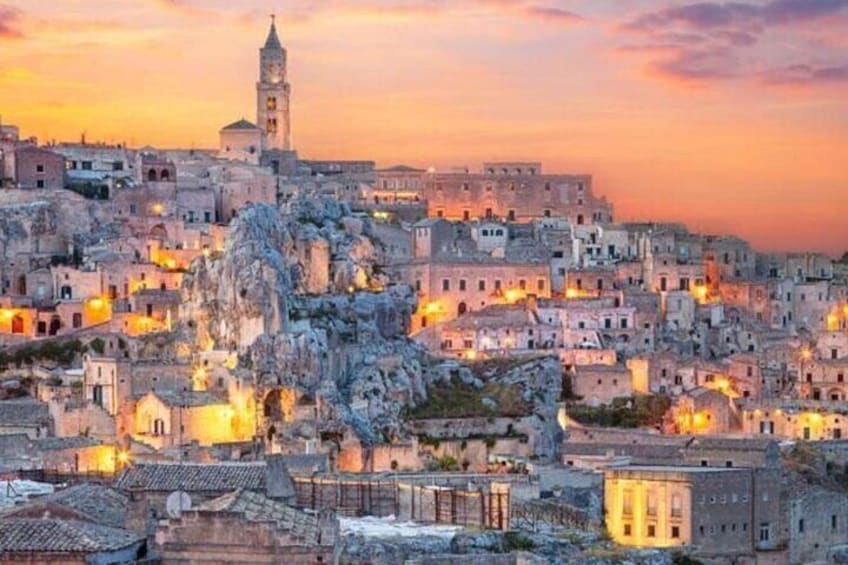 Evening tour among the Apulian beauties Matera and Altamura