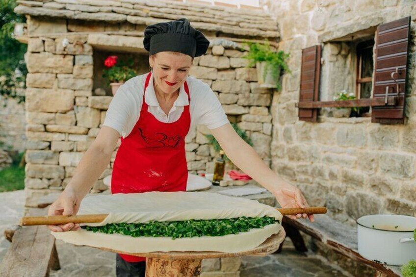 Private Croatian Cooking Class and Klapa Singing Session