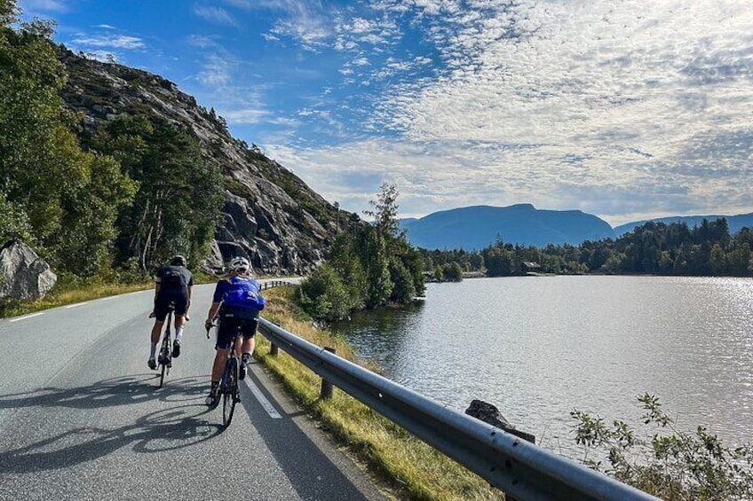 On the way to Lauvik. Foto: Kjetil Alsvik