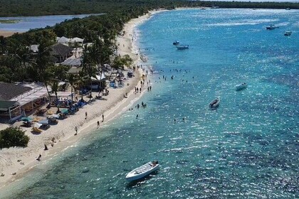 Full Day Catalina Island Snorkelling Tour From Punta Cana