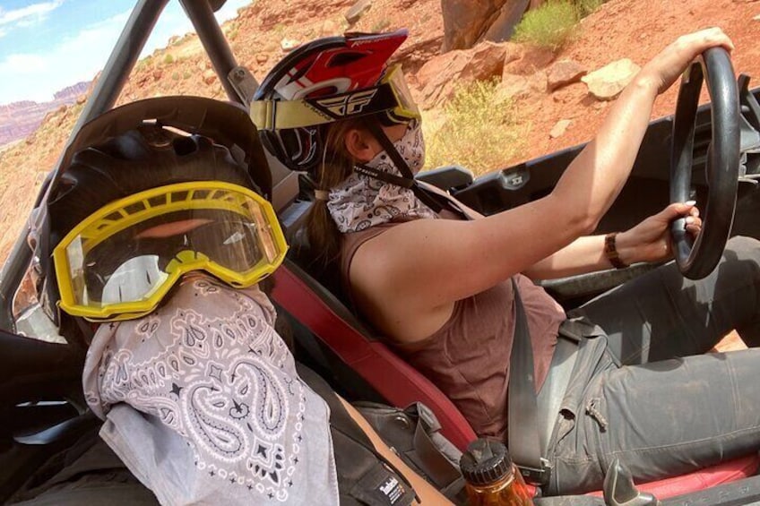 BEST! Catacomb *CAVES* U-Drive 4X4 UTV Tour in Moab +Petroglyphs!