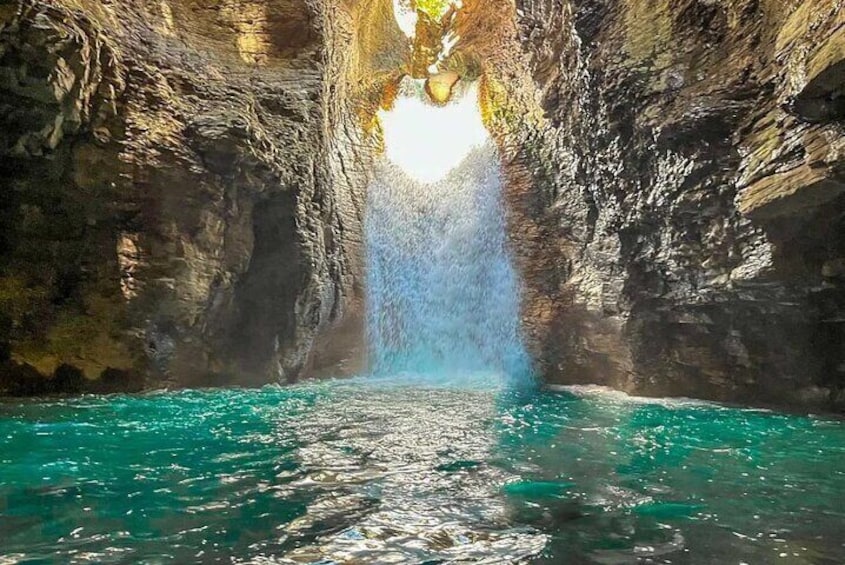 La Leona Waterfall and Hot Springs 