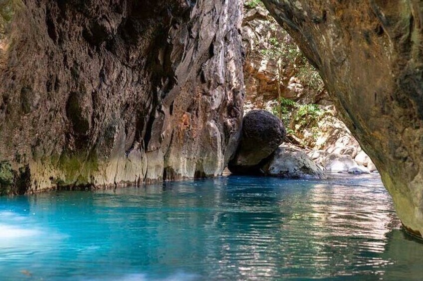 La Leona Waterfall and Hot Springs 