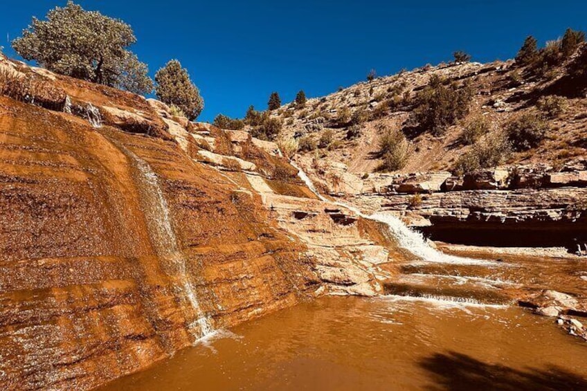 Private Jeep Ride to Toquerville Falls