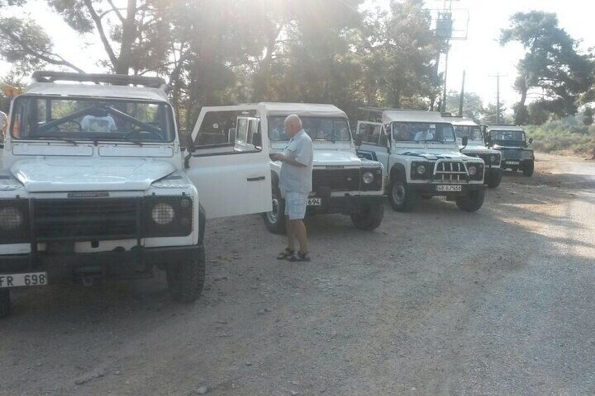 Full-Day Private Bodrum Jeep Tour with Lunch