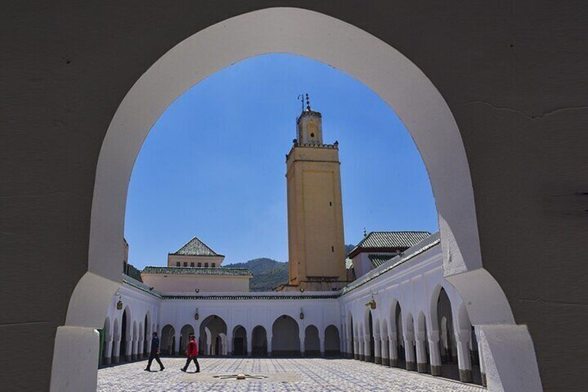 Full Day Guided Tour to Meknes Volubilis and Moulay Idriss